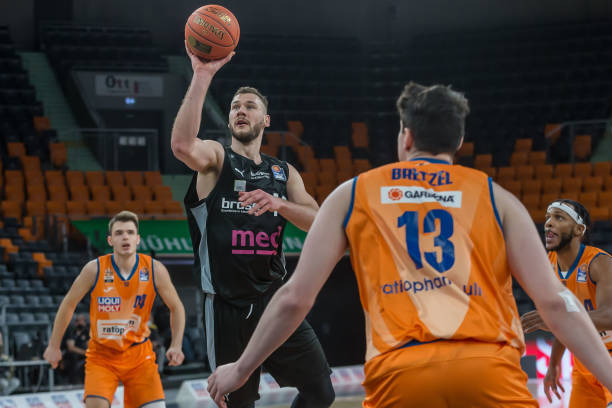 让各方关注 让各方关注