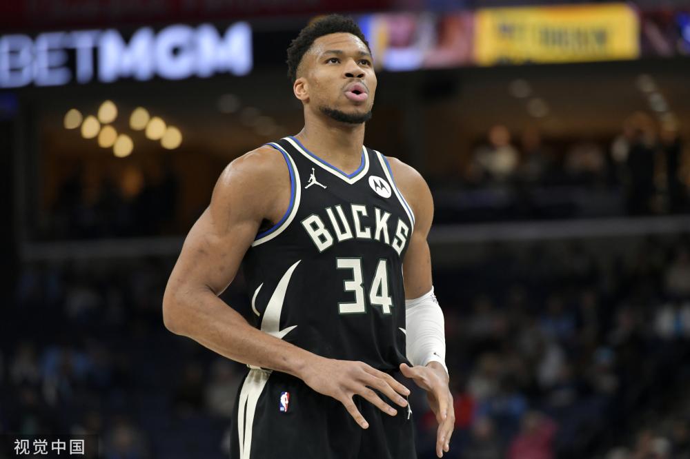 中展现出超 中展现出超